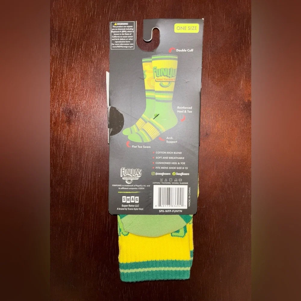 FUNYUNS SWAG CREW SOCKS NWT MEN’S SHOE SIZE 8-13